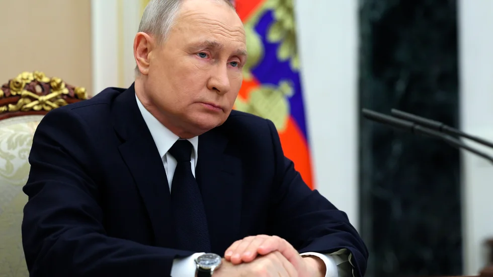 Rysslands president Vladimir Putin under ett möte på lördagen.