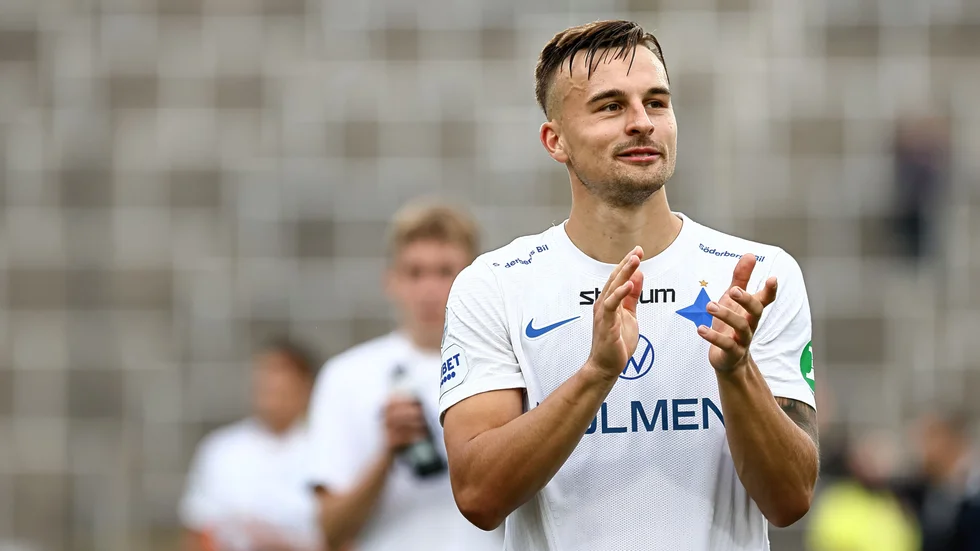 Henrik Castegren har en jobbig fotbollsmässig tillvaro i Polen.