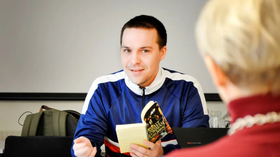 FINSKA. För Andreas Ali Jonasson var det viktigt att lära sig finska för att känna sig hel i sin identitet.
