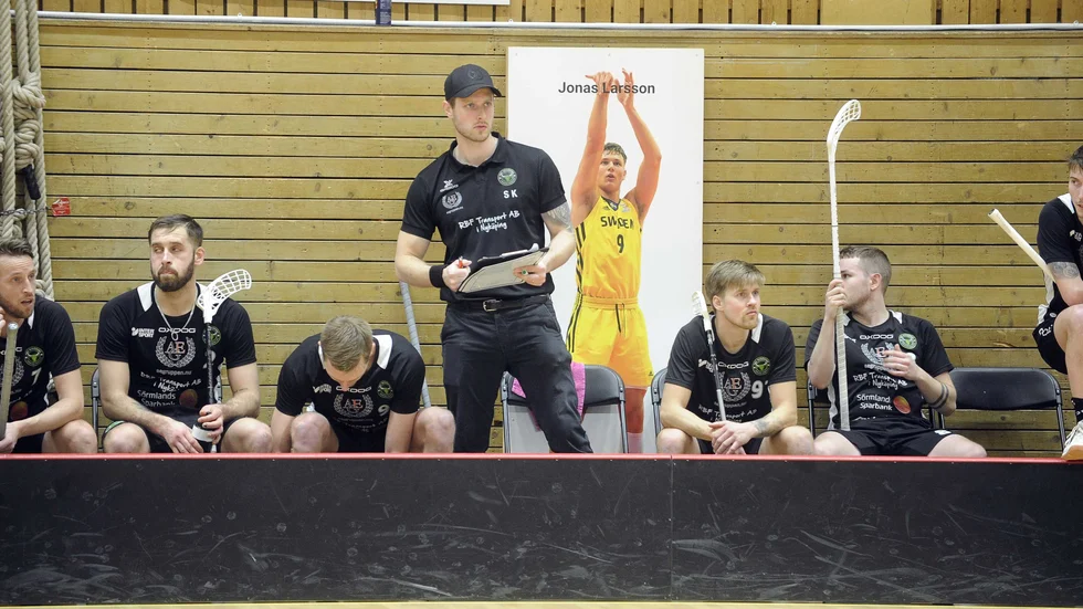 Sebastian Karlsson fortsätter som huvudtränare för FBC Nyköping även kommande säsong.