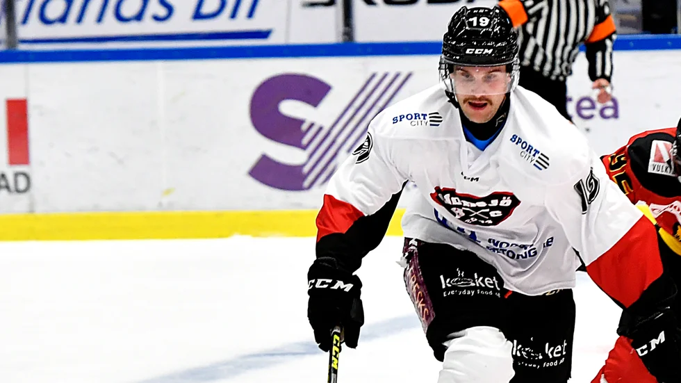 Mikael Malm stod för ett av Norsjös mål i förlusten borta mot Umeå Dragons.