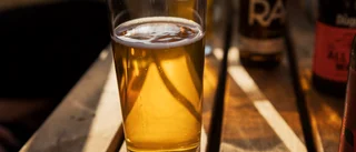 Regeringen höjer skatten på alkohol och tobak
