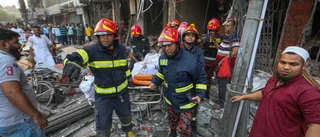 Explosion i kontorshus i Dhaka – tiotal döda