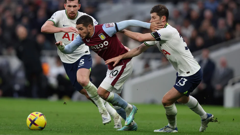 Tottenham förlorade med 0–2 mot Aston Villa.
