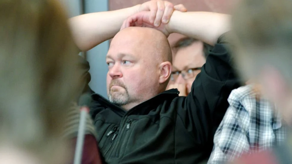 POLITISK VILDE. Ulf Zakariasson och hans avhoppade partikollegor i Övertorneå fria alternativ kan fälla alliansens budget. "Alliansen skjuter sig själva i sank", säger socialnämndens omdiskuterade ordförande.