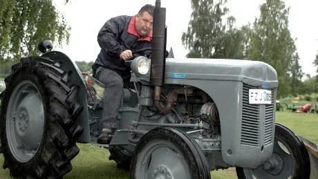 Roger Rittola, Vuollerims veterantraktorförening på en Grålle, Fergusson  från 1950