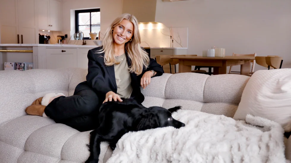 Mälarbaden och mode – entreprenören Sanne Josefson är nybliven Torshällabo och har precis lanserat ett samarbete med Amazon. "Det som gör att vi står starkt i dag är att det verkligen inte är fast fashion."