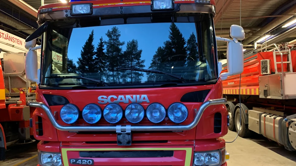 Efter ett bensinläckage tvingades Räddningstjänsten att göra en insats nära Mälaren i Mariefred.