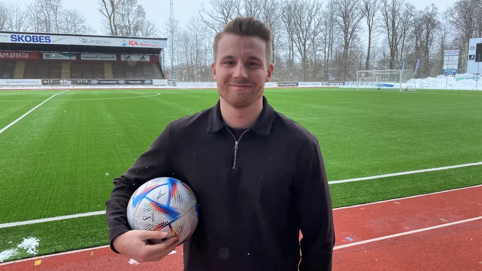 Snön faller över Idrottsparken och Motala AIF:s premiärvecka. Men Lukas Eek är lika redo ändå och han tycker att Maif har ett solitt lag med mer spets än förra året.