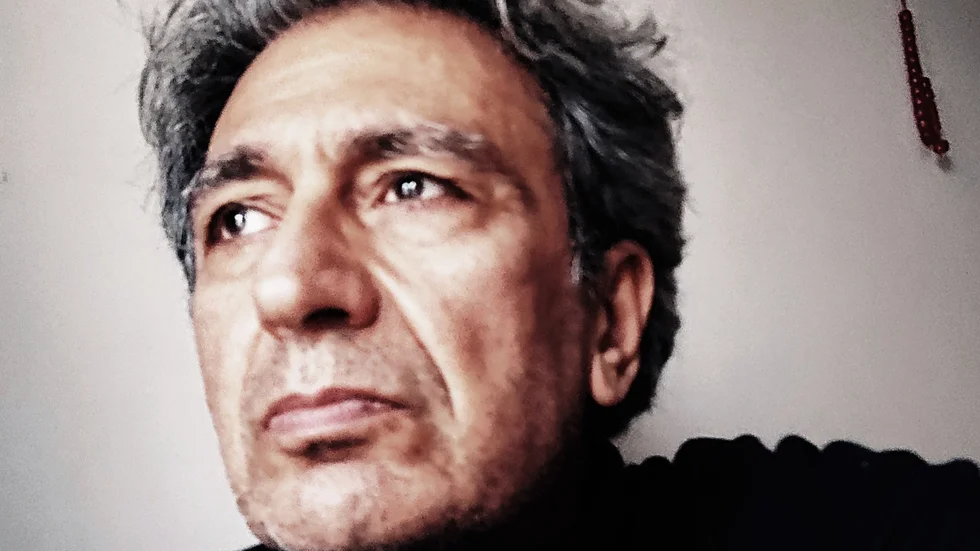 Författaren och översättaren Jasim Mohamed får Region Uppsalas konstnärliga utvecklingsstipendium år 2023-2024.