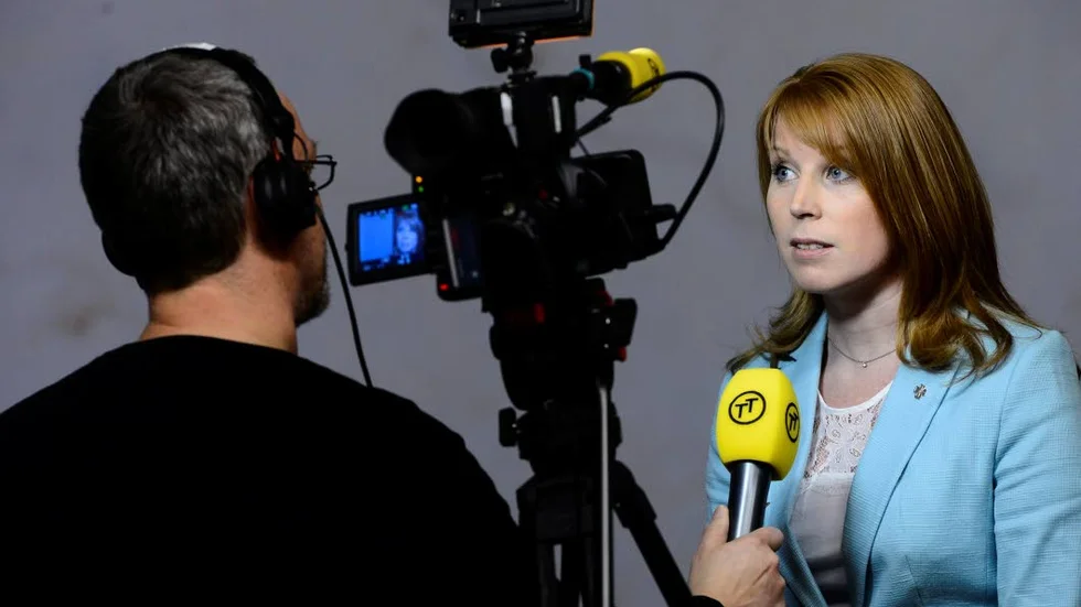 NATO. Nu talar även Annie Lööf (C) för en svensk Nato-anslutning.