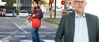 Det har blivit tuffare för synskadade att få stöd i form av ledsagare
