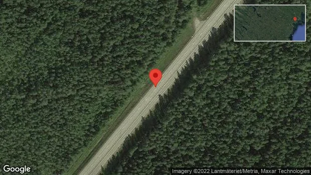 Personbil stillastående på E4