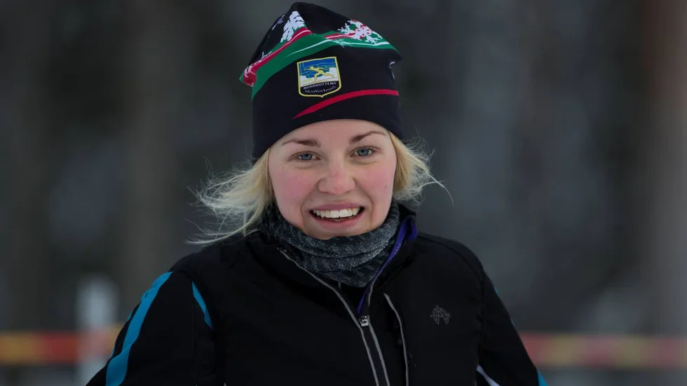 Utmanar stjärnan. Lisa Vinsa från Jukkasjärvi gör säsongspremiär – i samma tävling som polska stjärnan Justyna Kowalczyk.