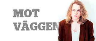 Dennis Kalla: Han verkar vara en idiot