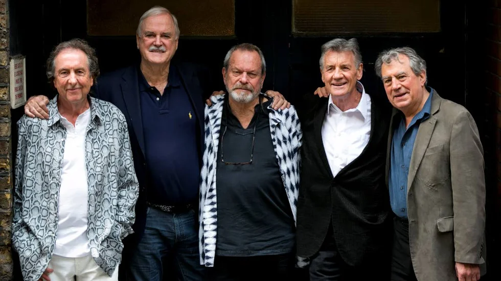 Eric Idle, John Cleese, Terry Gilliam, Michael Palin och Terry Jones tackar för sig.