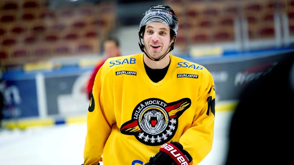 LÄMNAR LULEÅ. Allt talar nu för att backstjärnan Johan Fransson, 29, lämnar Luleå Hockey.