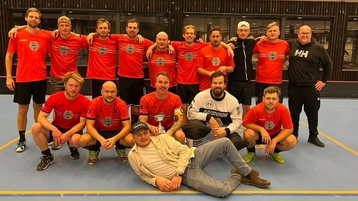 Nyköpingslaget Nått Vackert IBK förlorade kvalfinalen men får ändå resa till slutspelet.