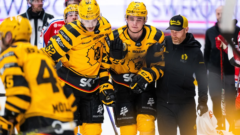 Elias Samolonsson förväntas missa ytterligare sex veckor vilket gör att JVM är i farozonen. 