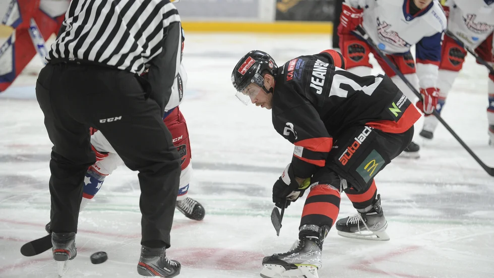 Nyköpings SK och Tyler Jeanson möter Wings borta i en viktig match.