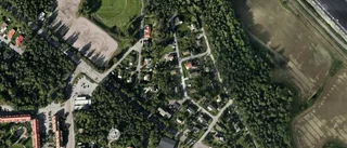 Nya ägare till 50-talshus i Hällbybrunn, Eskilstuna - prislappen: 2 310 000 kronor