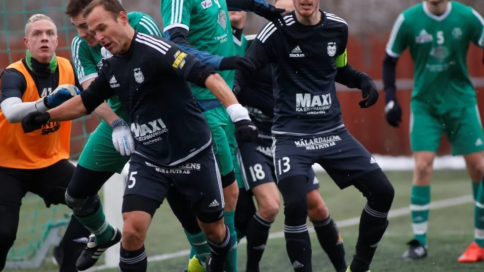 Seger. Fanna besegrade Tillberga med 2–1.
