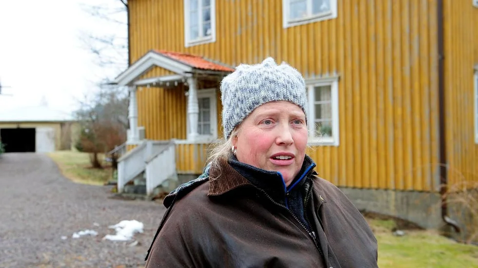 Kör mobilt. Fast uppkoppling är inget för Kerstin Nilsson i Dalhem. Hon kör mobilt. Däremot tror hon att bredband via fiber skulle vara ett lyft för bygden.