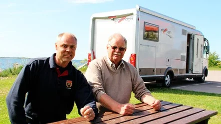 Håkan Sundin, chef för tekniska kontoret i Öregrund, och Hans Edlund.