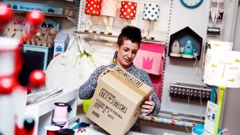 Pernilla Pariola driver affären Lilla Enja och Webbshop.
