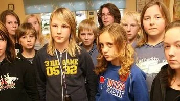 Emilie Sundin, Sara Andersson, Angelica Nordin och Josefin Berglund tog initiativet till proteslistan. - Särskilt saknar vi risgrynsgröten, säger Josefin Berglund.