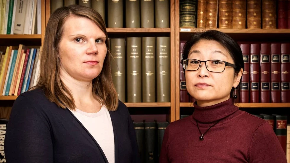 Chockade. Maria Svensson och Coco Norén har svårt att beskriva sina känslor för vad som hänt. Coco Norén har själv bott i den delen av Paris där flera av terrordåden skedde.