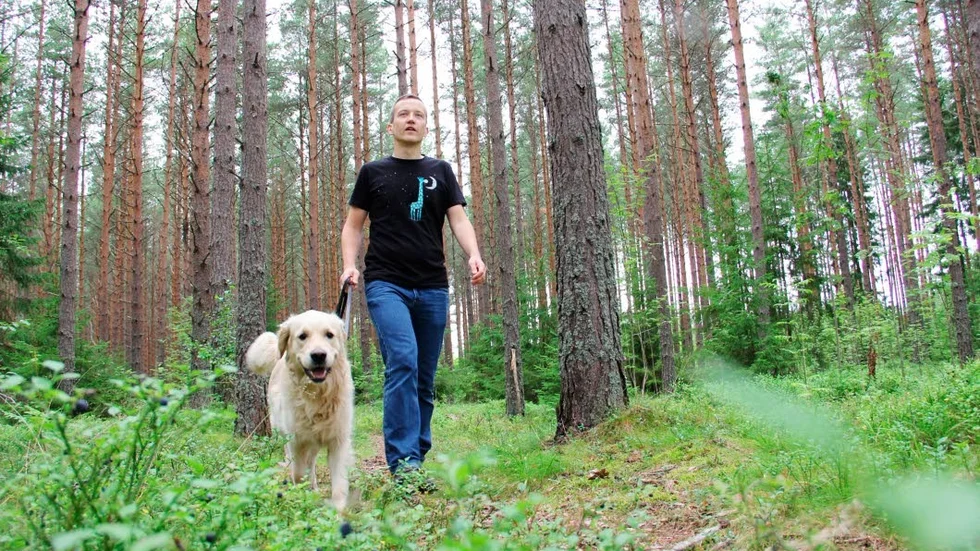 Ullrich Heiduck är inte rädd för att gå ut i skogen igen, men efter björnmötet för två veckor sedan brukar han vissla eller sjunga för att hålla björnar borta.