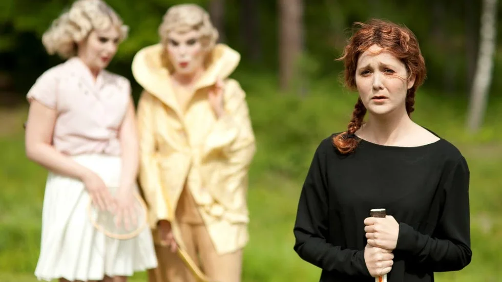 Cecilia Larsson, Anne Kulle och 
Frida Jansdotter i "Måsen".