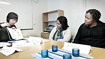 Karin Edsjö, Alemtsehai Tsegay Drar och Rose Akello Ochaya.