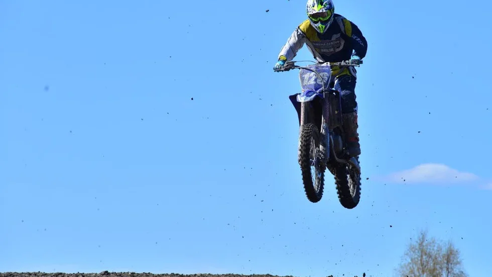 Matilda Huss är ett av flera uppländska hopp inför motocross-SM-finaen.