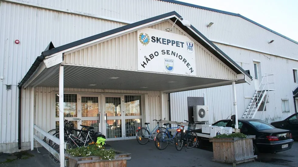 Ersättning. En utredning ska göras om ersättningslokal för föreningarna som håller till i Skeppet i Bålsta.