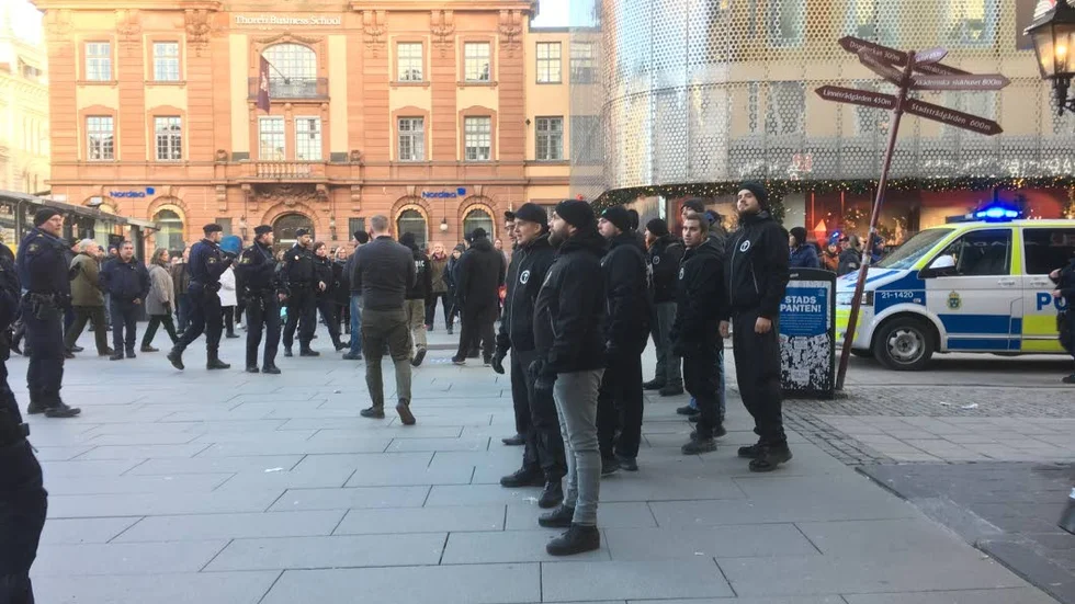 Nyligen uppstod tumult med polisanmälningar som följd när NMR delade ut flygblad samtidigt som en annan demonstration pågick på Stora torget i Uppsala.