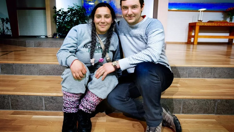 Elena och Cosmin Huliga är två av de rumänska romer som har tillfälligt boende i Korskyrkan.