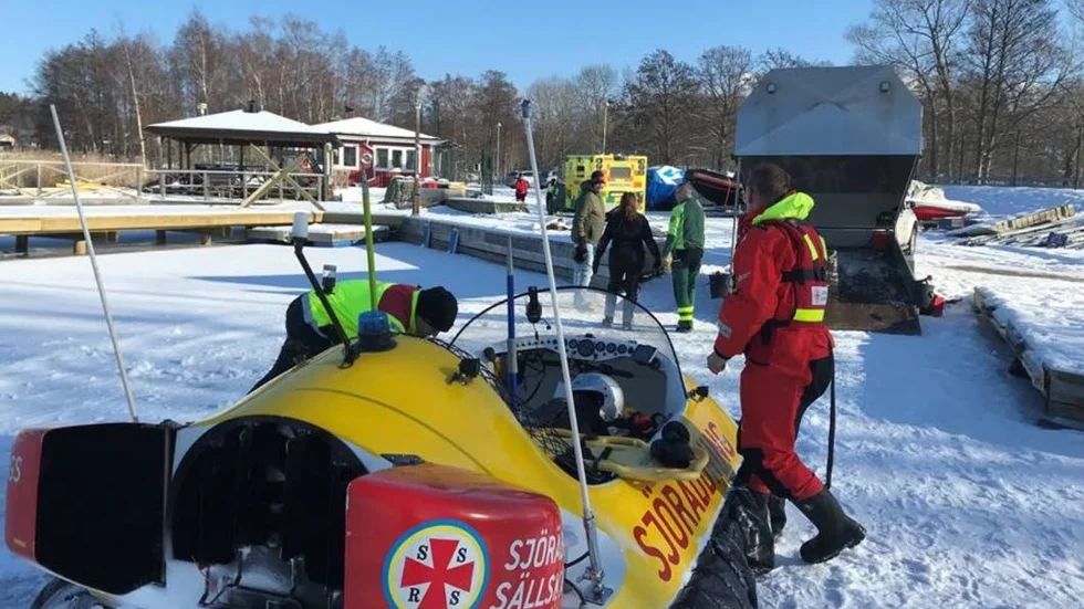 På torsdagen hjälpte Sjöräddningssällskapet i Uppsala en kvinna som skadat sig på Ekolns is.