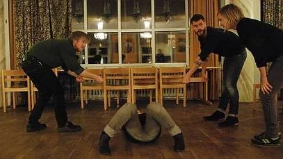 Improvisationsövning med Fredrik Tornström, Ida-Marie Lundström och Anders Hörbo.