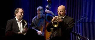 Lennart Åberg & Co ger konsert