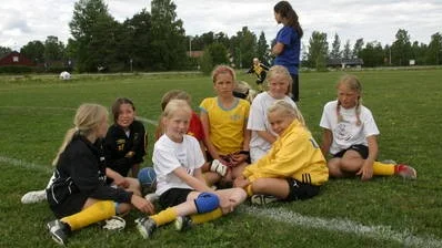 Flickorna i 96-97-laget tar paus.