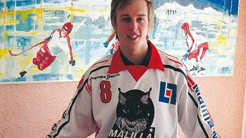 Nyförvärv. Victor Strand från Nässjö är Målilla Bandys senaste tillskott. 18-åringen har bland annat två pojklandskamper på meritlistan.
