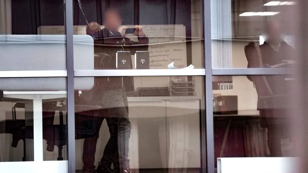 Polisen beslagtog dokumentation under husrannsakningen mot företaget Systemhus i Uppsala.