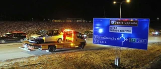 En till sjukhus efter dikeskörning