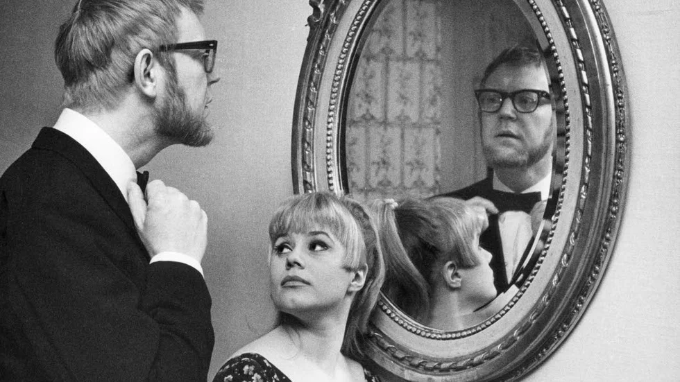 Intelligent kropp? Skådespelaren Lena Nyman med regissören Vilgot Sjöman 1968. Nymans kropp beskrevs i en tidning som "själlös och lite dum".