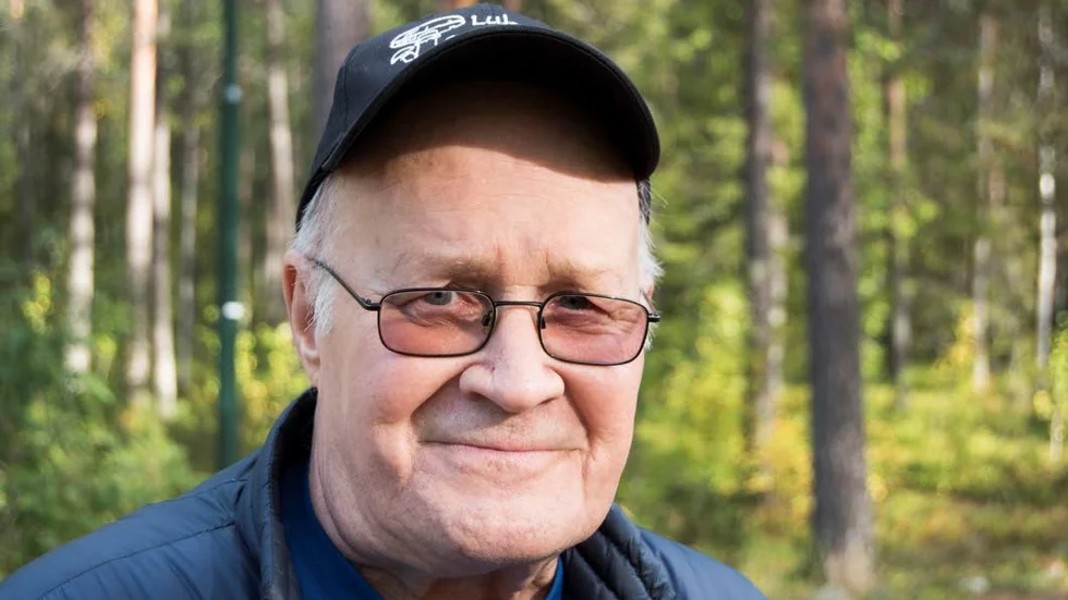 Göran Lidén, svampkonsulent i Luleå, ställer gärna upp och svarar på allmänhetens frågor om svamp.