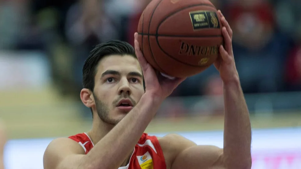 Anes Zekovic.