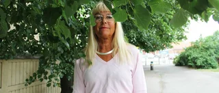 Hon är trött på att kommunen inte agerar