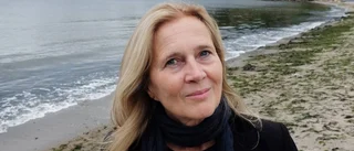 Frostenson med världen på avstånd